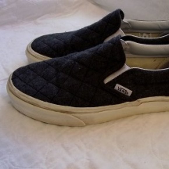 VANS Felt Quilted sneaker, women's, W7.5/M6, Gray - Picture 2 of 8